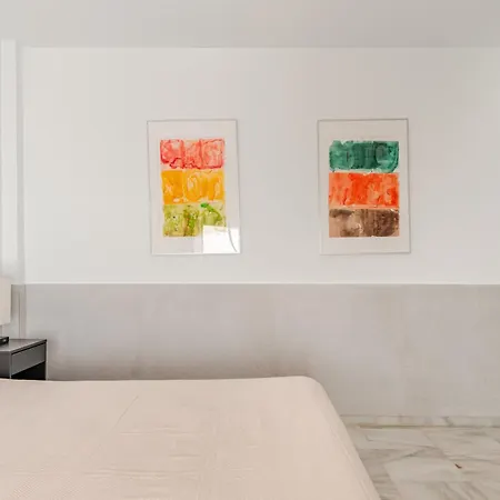 Sofia Luxury * 塞维利亚